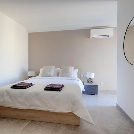 Charming 2 Bedroom Apartment, Valley Views Karp1-5 * San Ġwann